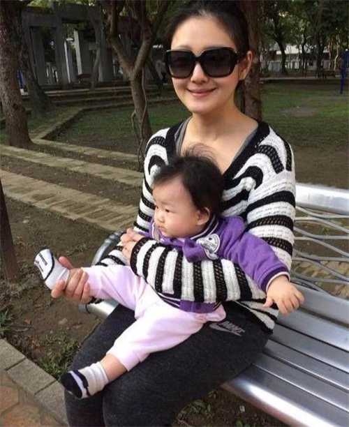 浙江杭州试管婴儿做一次多少钱？第三代试管婴儿双胞胎几率大吗